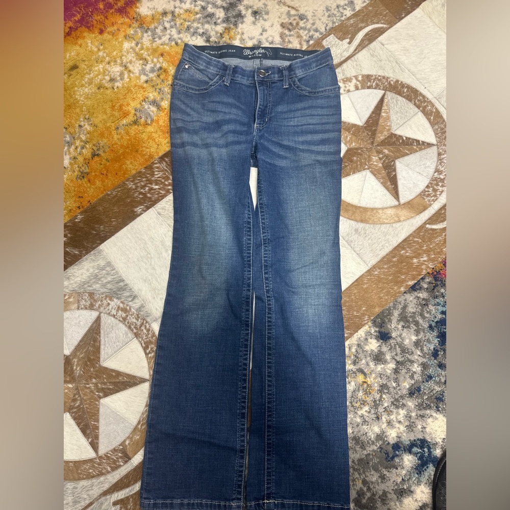 Wrangler Women's Classic Blue Flare Jeans
